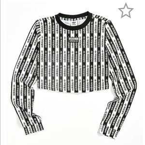 Long Sleeve Crop Tee